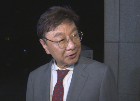 동양대학교 최성해 총장이 5일 참고인 신분으로 검찰에서 조사를 받은 뒤 청사를 나오며 취재진의 질문에 답하고 있다. [연합뉴스TV 제공] 연합뉴스