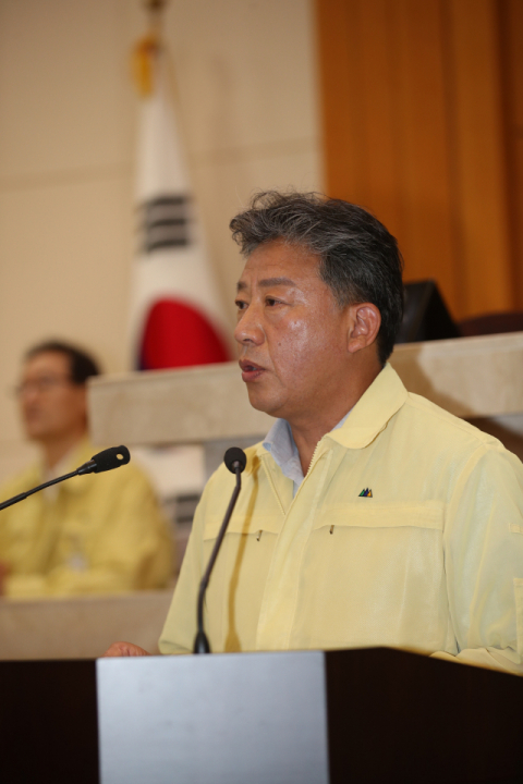 포항시의회 백강훈 시의원이 23일 열린 포항시의회 제264회 임시회 본회의에서 5분 자유발언을 하고 있다. 포항시의회 제공