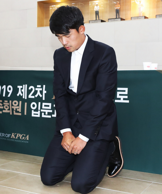 경기 도중 갤러리에 