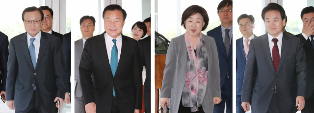 더불어민주당 이해찬 대표(왼쪽부터), 바른미래당 손학규 대표, 정의당 심상정 대표, 민주평화당 정동영 대표가 11일 정치협상회의를 위해 서울 여의도 메리어트호텔로 들어서고 있다. 연합뉴스