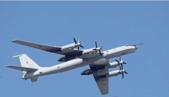러시아 TU-142 초계기 2대가 지난 8일 한국 방공식별구역(KADIZ)을 무단 진입해 한국 공군 전투기들이 대응 출격한 것으로 알려졌다. 사진은 TU-142 초계기 모습. 자료사진 연합뉴스