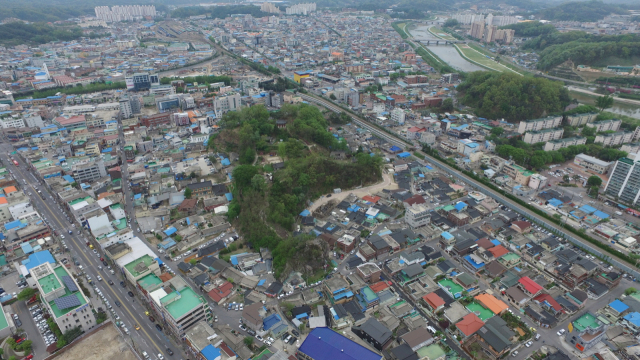 경북 영주시가지 중심에 들어선 구성공원 모습. 영주시 제공