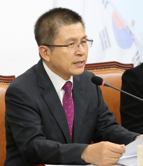 자유한국당 황교안 대표가 7일 오전 국회에서 열린 최고위원회의에서 발언하고 있다. 연합뉴스