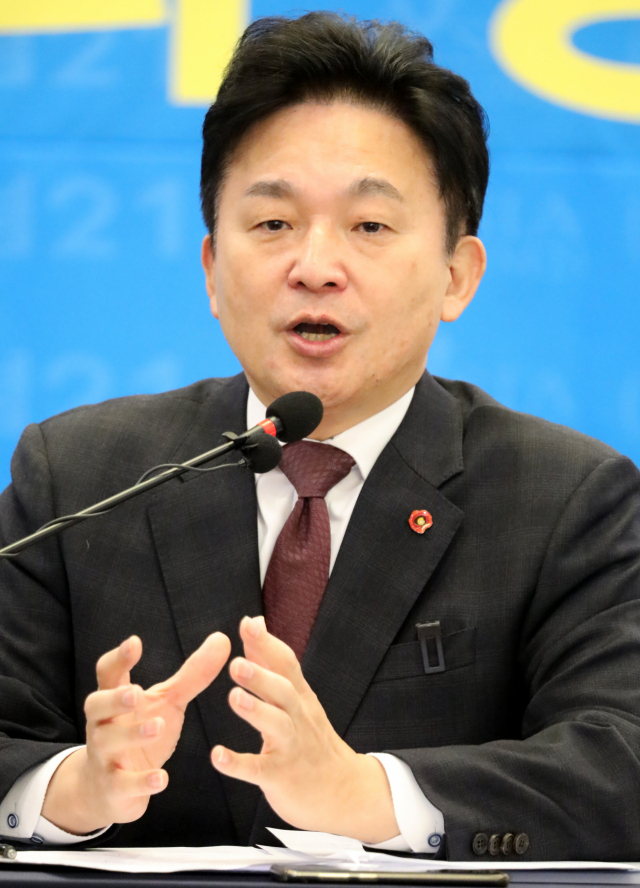 원희룡 제주도지사가 27일 대구 수성구 호텔수성에서 열린 아시아포럼21 정책토론회에 참석해 발언하고 있다. 아시아포럼21 제공