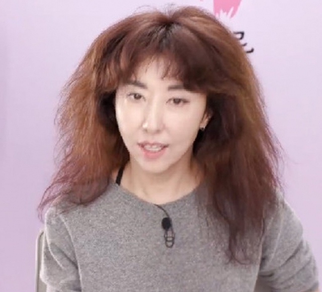 사진. 언니네쌀롱 김완선