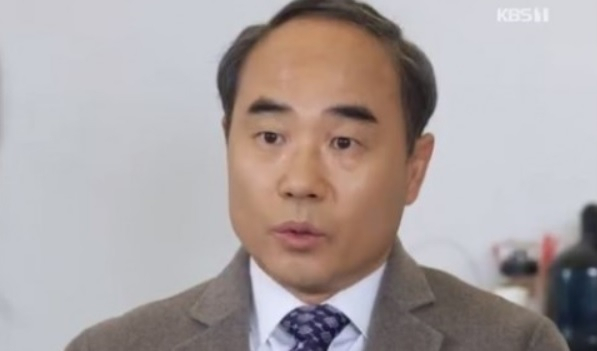 사진. 강신일
