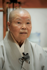 운문사 회주 명성스님