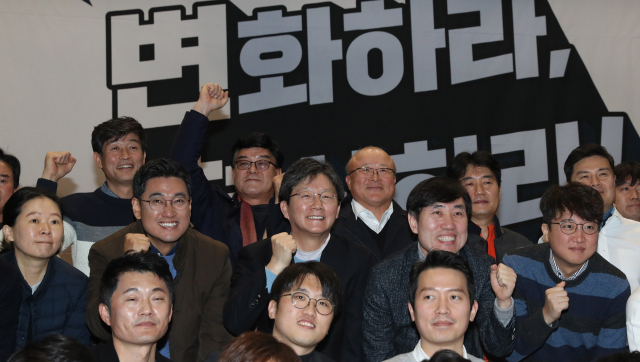 8일 오전 서울 여의도 국회 의원회관에서 열린 