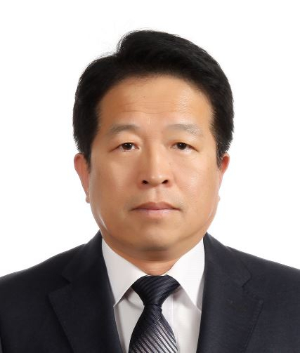 2019 구미시 최고 기업인(대기업 부문)으로 선정된 이상일 ㈜남선알미늄 자동차사업부문 대표. 구미시 제공