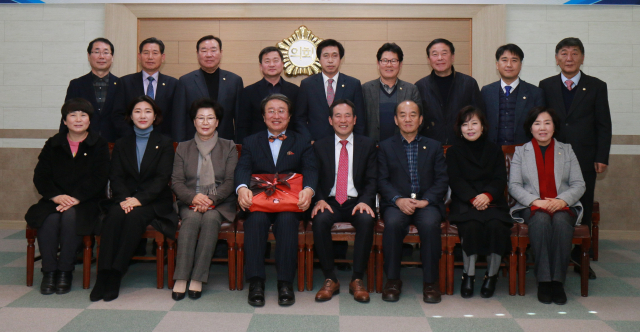 경북 상주시의회 의원들 상주시의회 제공