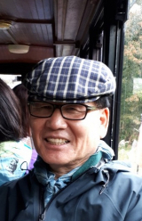 홍억선 수필 심사위원