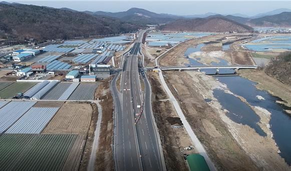 국도 33호선. 부산국토관리청 제공