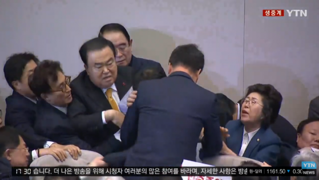 YTN 생중계 캡처