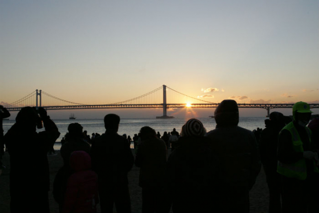 광안리 해돋이 장면. 부산시설공단 제공