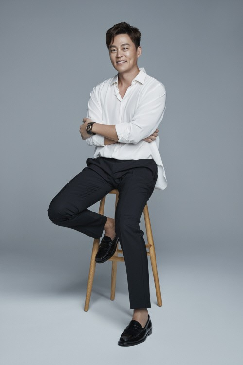 사진. 후크엔터테인먼트 출처.