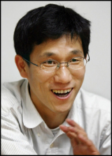 거친 싸움닭으로 돌변한 진중권. 매일신문DB