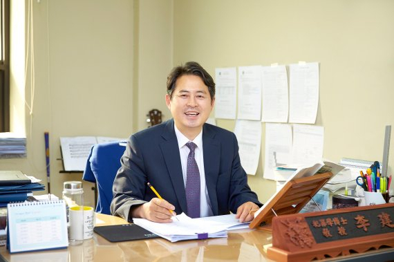 이건수 교수