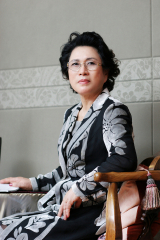류병선 영도벨벳 대표이사는 최근 벨벳 명예명장 국가포상을 수상했다. 매일신문DB