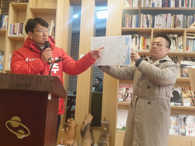 추대동(왼쪽) 구미을 국회의원 예비후보가 