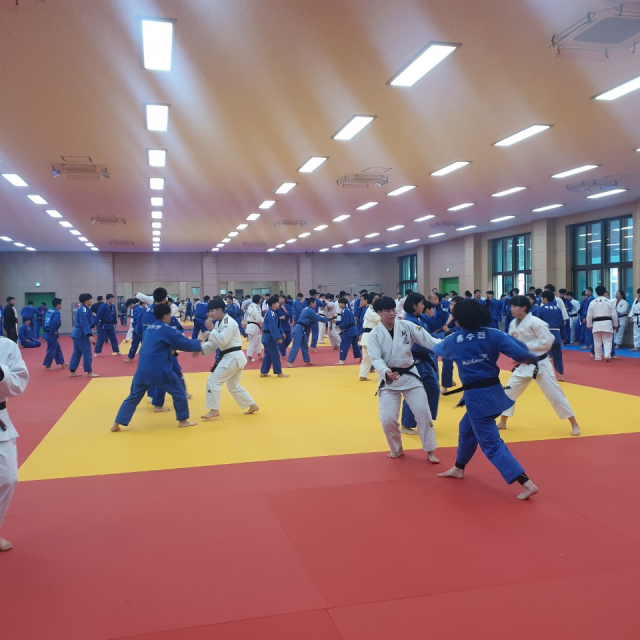 경북체고 유도 훈련장