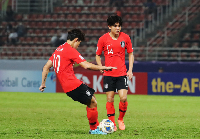 19일 오후 태국 랑싯 탐마삿 스타디움에서 열린 2020 아시아축구연맹(AFC) U-23 챔피언십 한국과 요르단의 8강전. 이동경이 후발 추가시간 극적인 결승골을 성공시키고 있다. 연합뉴스