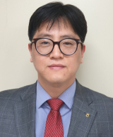 정석윤 교수
