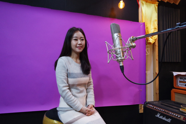 유튜브 구독자 4만5천 명을 보유한 국악가수 권미희 씨. 이연정 기자