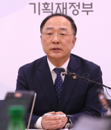 홍남기 경제부총리 겸 기획재정부 장관. 연합뉴스