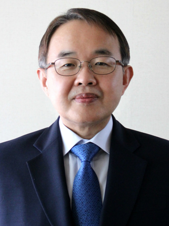 10일 대통령 직속 일자리위원회 부위원장에 임명된 김용기 아주대 국제학부 대우교수. 연합뉴스