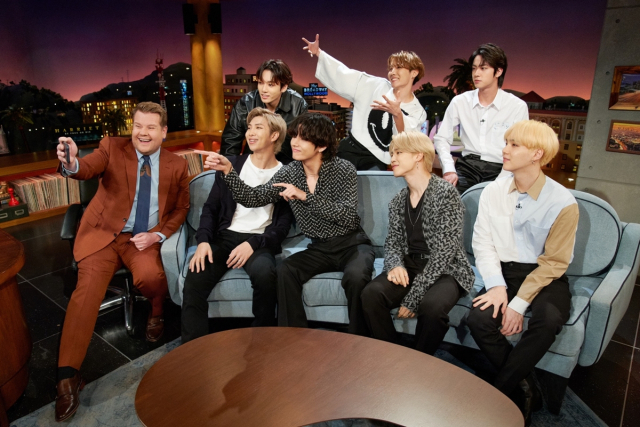 그룹 방탄소년단(BTS)이 지난달 28일(현지시간) 미국 CBS 인기 토크쇼