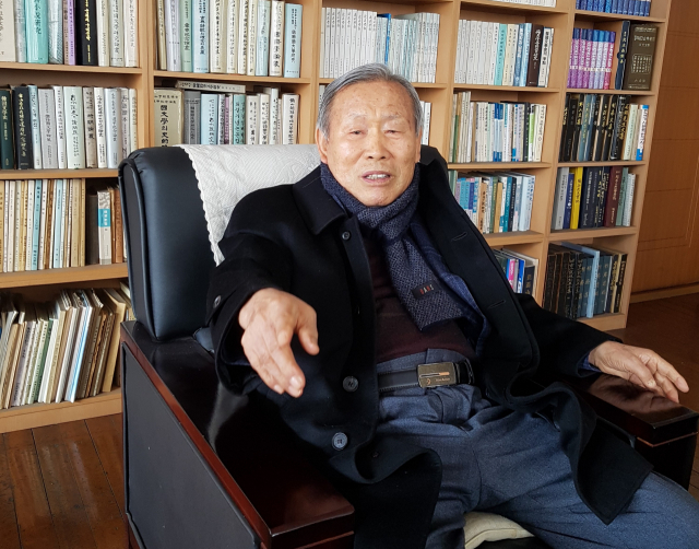 김광순 택민국학연구원장(경북대 명예교수)는 40여년 간 국문학자로 활동하면서 수집해온 