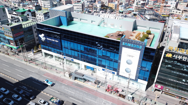 서울 구로 콜센터 관련 확진자 90명이 나온 가운데 11일 오전 
