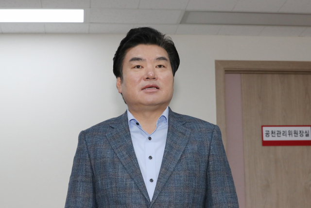 미래한국당 원유철 대표가 22일 오전 서울 영등포 당사에서 기자브리핑을 하고 있다. 연합뉴스