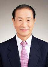 김일윤 신임 헌정회장
