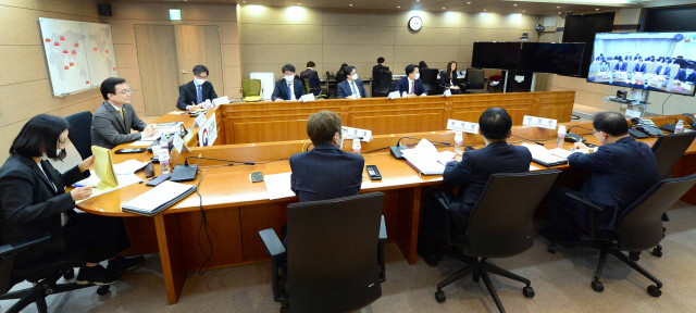 17일 외교부에 따르면 조세영 외교부 1차관은 이날 오후 러위청 중국 외교부 부부장과 화상 협의를 하고, 