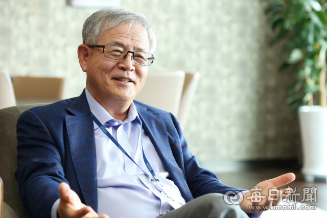 우창록 법무법인 율촌 명예회장. 이무성 객원기자