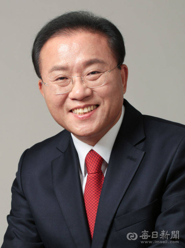 윤재옥 미래통합당 대구 달서을 당선인은 당 혁신과 대선 승리를 위해 최선을 다하겠다고 약속했다. 에 매일신문DB