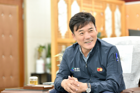 윤경희 청송군수. 청송군 제공