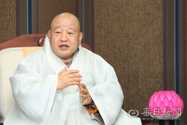 한국지방신문협회 공동 인터뷰. 이무성 객원기자