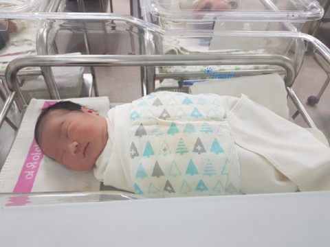 임현영(35세)·이동규(35·대구 달성군 옥포면) 부부의 둘째 아들 탄탄이(3.7kg)