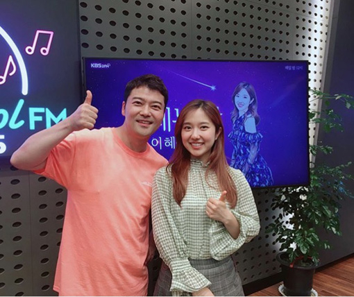 방송인 전현무(왼쪽) 씨와 이혜성 KBS 아나운서 모습. KBS 제공