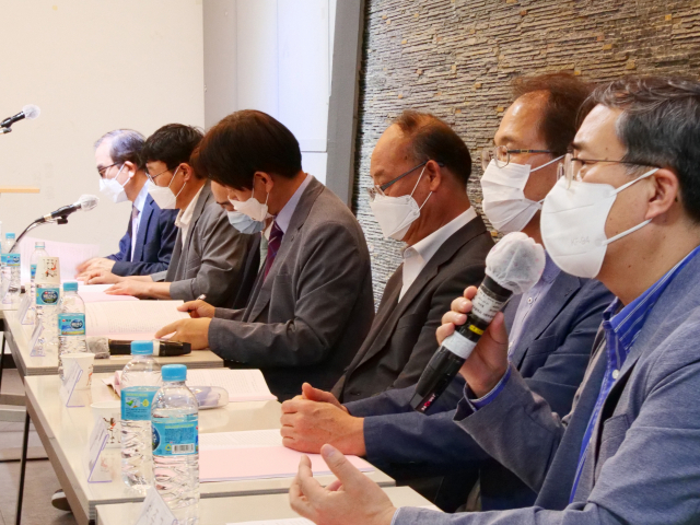 코로나19 이후 대구의 부활을 모색하는 대토론회가 12일 오후 혁신공간