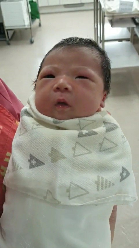 박혜림(33)·백용준(35) 부부 첫째 아들 땡글이(3.5kg) 5월 8일 출생