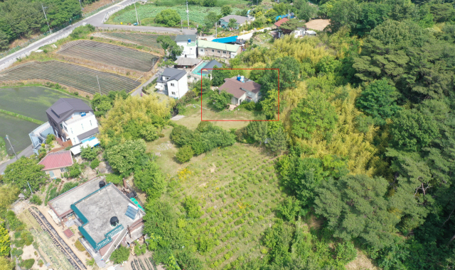 5일 오전 경남 양산시 하북면 지산리 평산마을 일대. 문재인 대통령 내외는 퇴임 후 이 마을 한 주택을 사저로 사용한다. 연합뉴스