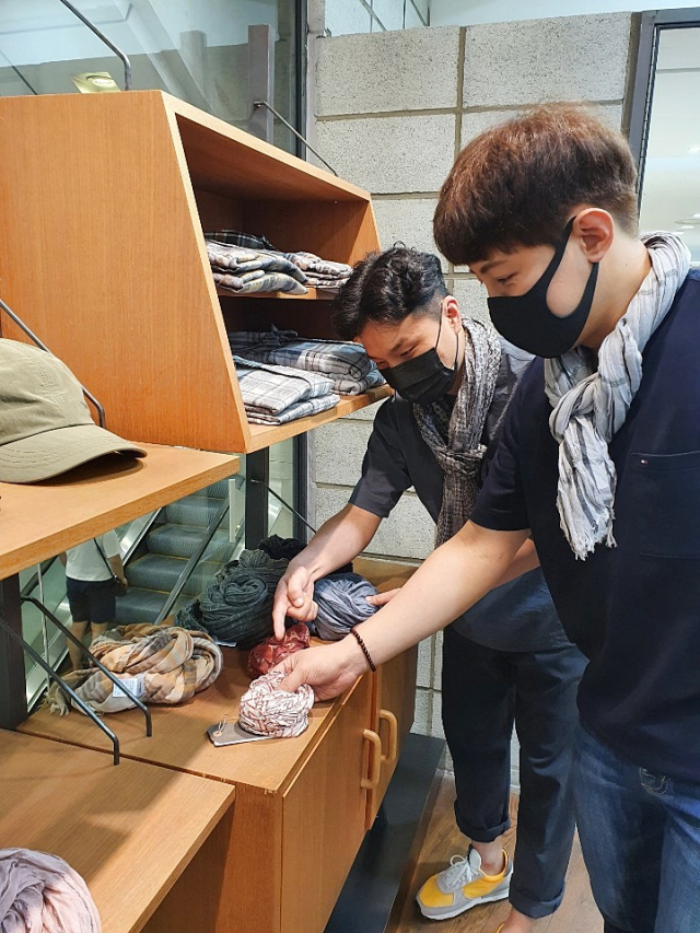 롯데백화점 상인점 4층 남성 캐쥬얼 편집 브랜드 