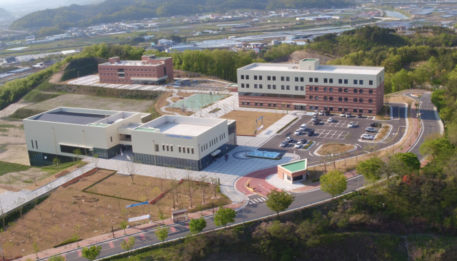 영천시 화룡동 일원에 들어선 한국폴리텍대학 로봇캠퍼스 전경. 영천시 제공