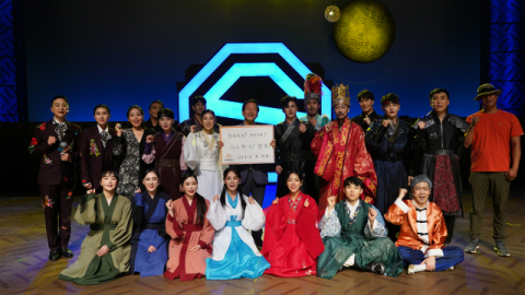 18일 코로나19 극복을 위한 희망캠페인에 동참한 류희림 문화엑스포 사무총장이 뮤지컬 