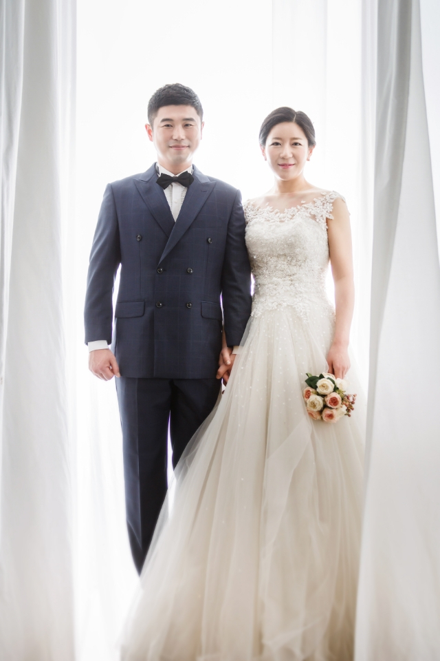 신랑 고종현 군, 신부 전가진 결혼