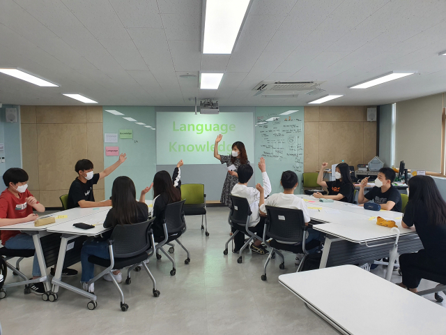 국제 바칼로레아(IB) 프로그램은 대구시교육청이 창의적, 비판적 사고력을 키우는 데 초점을 맞추기 위해 도입하려는 과정이다. 지난달 진행된 