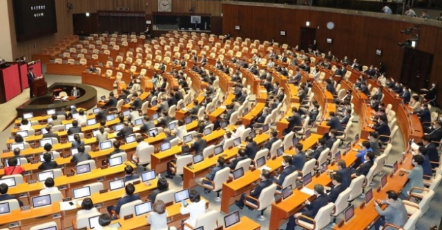 3일 국회 본회의 추경 통과. 연합뉴스